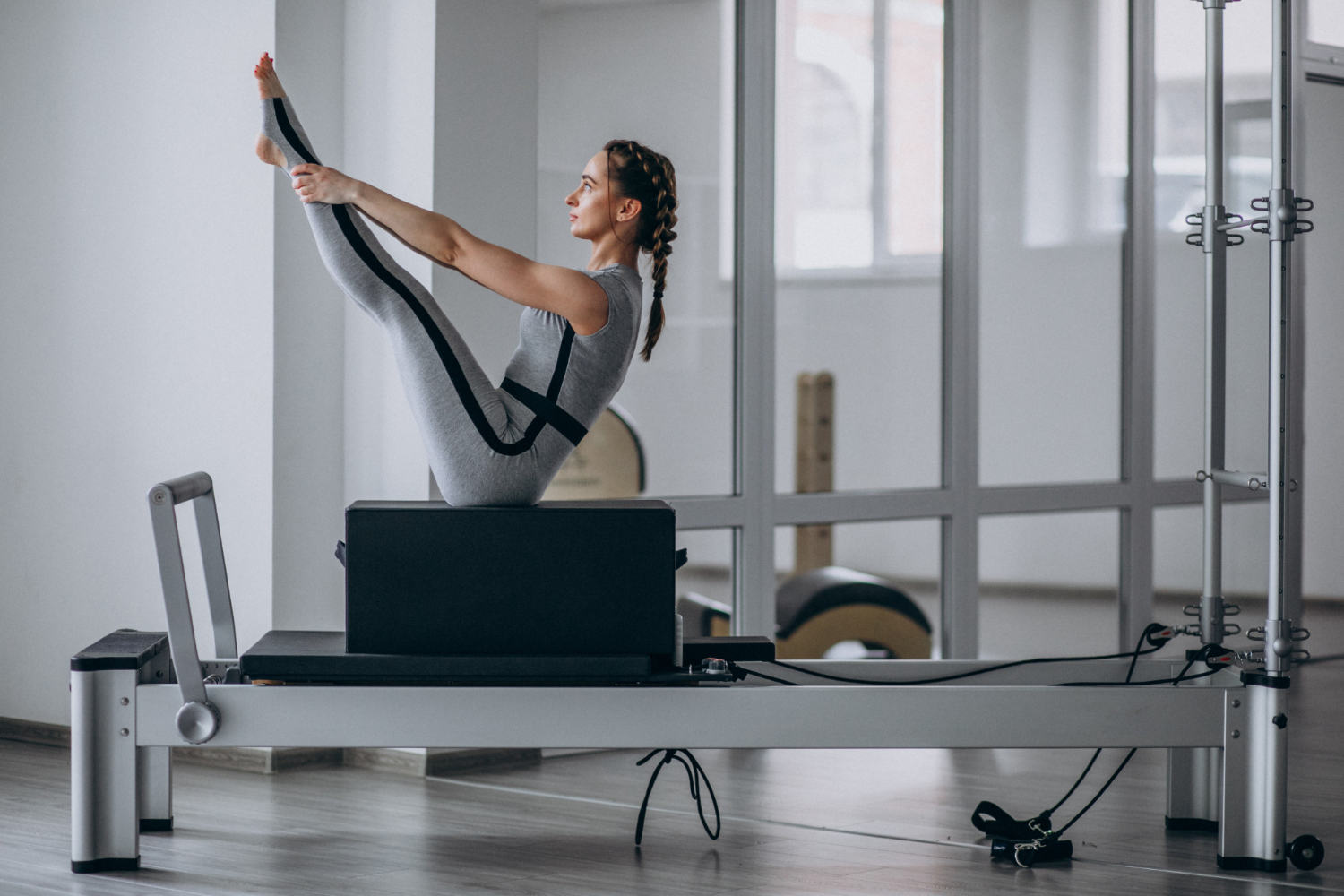 Pilates practice at Bravorient